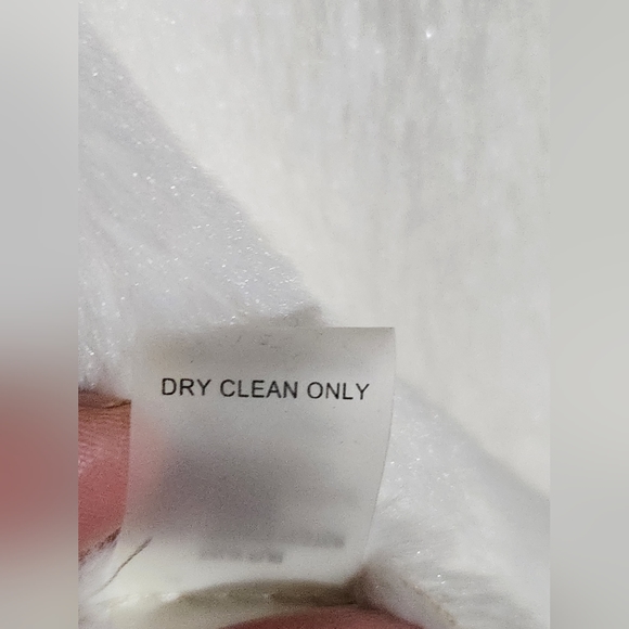 Gaby & Eden NWOT Women Ivory Faux Fur Jacket cardigan Size Large - Picture 13 of 14